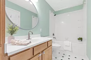 453 Pascal St S, Saint Paul, MN 55105 - Photo 17