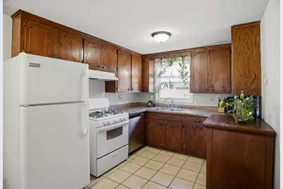1524 Arlington Avenue E, Saint Paul, MN 55106 - Photo 5