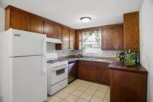 1524 Arlington Ave E, Saint Paul, MN 55106 - Photo 5