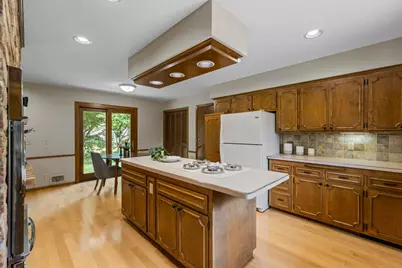 6820 Harold Avenue, Golden Valley, MN 55427 - Photo 9