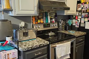 8781 Maplebrook Pkwy N, Brooklyn Park, MN 55445 - Photo 5