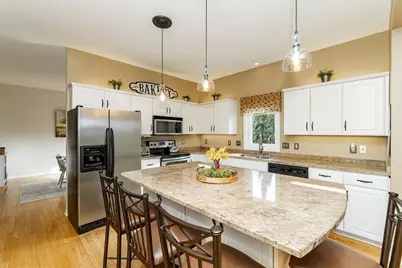 2112 Alice Lane SW, Rochester, MN 55902 - Photo 11