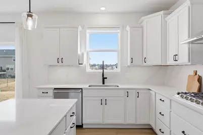 748 Longmeadow Lane, Waconia, MN 55387 - Photo 7