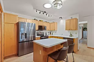9949 Tamarack Cove, Woodbury, MN 55125 - Photo 9