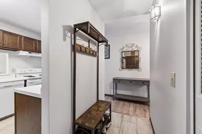 10531 Cedar Lake Road #212, Minnetonka, MN 55305 - Photo 5