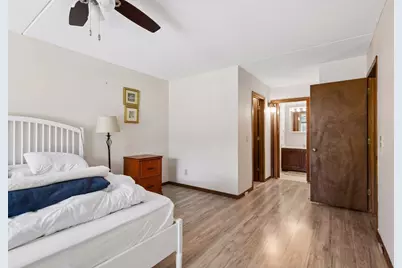 10531 Cedar Lake Road #212, Minnetonka, MN 55305 - Photo 19