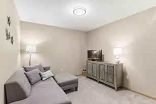 13900 53rd Ave N, Plymouth, MN 55446 - Photo 17