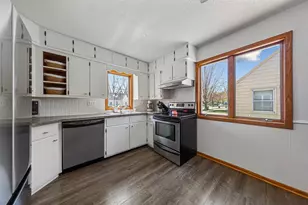 708 13th Ave SW, Austin, MN 55912 - Photo 9