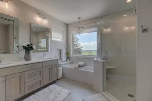 416 Eagle Bluff Dr, Hudson, WI 54016 - Photo 17