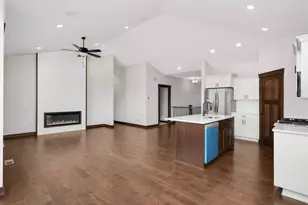 19966 Hiawatha Ct, Lakeville, MN 55044 - Photo 11