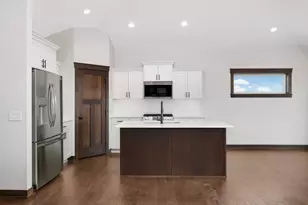 19966 Hiawatha Ct, Lakeville, MN 55044 - Photo 13