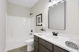 19966 Hiawatha Ct, Lakeville, MN 55044 - Photo 5