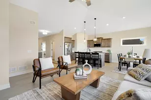 19966 Hiawatha Ct, Lakeville, MN 55044 - Photo 25