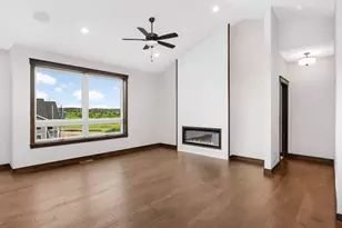 19966 Hiawatha Ct, Lakeville, MN 55044 - Photo 5