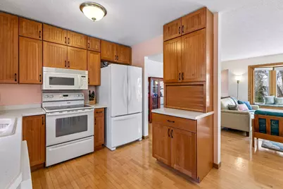 5764 W 136th Court, Savage, MN 55378 - Photo 13