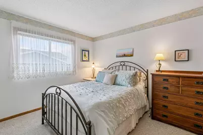 5764 W 136th Court, Savage, MN 55378 - Photo 17