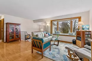 5764 W 136th Ct, Savage, MN 55378 - Photo 9