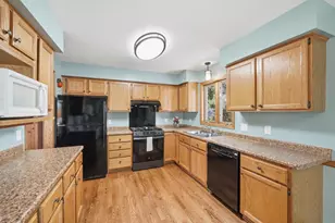 4219 Wentworth Ave, Minneapolis, MN 55409 - Photo 3