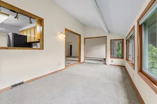 10302 Toledo Cir, Bloomington, MN 55437 - Photo 9