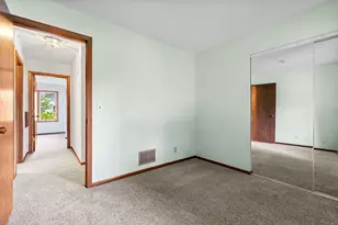 10302 Toledo Cir, Bloomington, MN 55437 - Photo 31