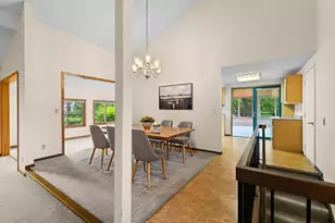 10302 Toledo Cir, Bloomington, MN 55437 - Photo 11