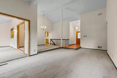 10302 Toledo Circle, Bloomington, MN 55437 - Photo 5