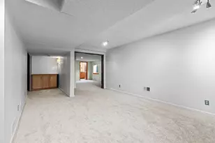 10302 Toledo Cir, Bloomington, MN 55437 - Photo 35
