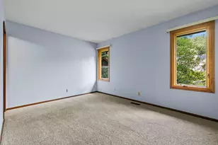 10302 Toledo Cir, Bloomington, MN 55437 - Photo 27