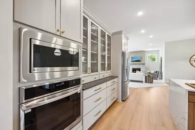 1951 Woods Point, Waconia, MN 55387 - Photo 15