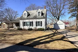 721 7th St, Walnut Grove, MN 56180 - Photo 3