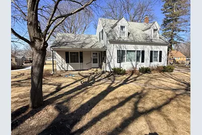 721 7th Street, Walnut Grove, MN 56180 - Photo 1