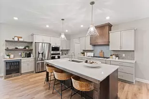 1954 Woods Pt, Waconia, MN 55387 - Photo 25
