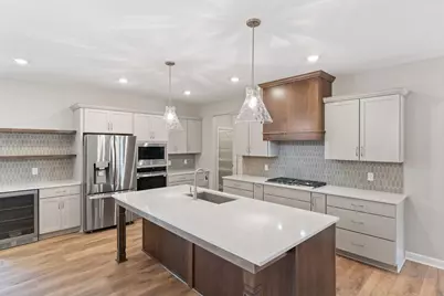 1954 Woods Point, Waconia, MN 55387 - Photo 17
