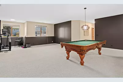 2710 Red Splendor Circle E, Maplewood, MN 55119 - Photo 31