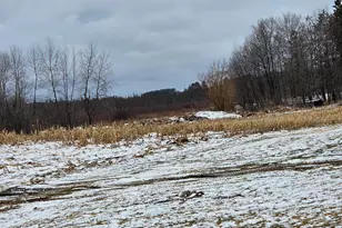 1327 Mahogany St, Braham, MN 55006 - Photo 1