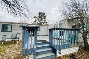 210 Biscayne Ln, Rockford, MN 55373 - Photo 3