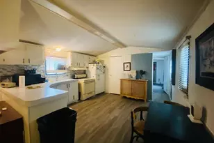 210 Biscayne Ln, Rockford, MN 55373 - Photo 3