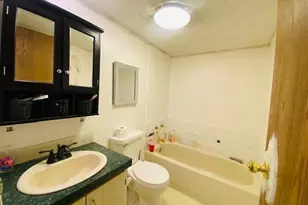 210 Biscayne Ln, Rockford, MN 55373 - Photo 9