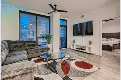 1240 S 2nd Street #1023, Minneapolis, MN 55415 - Photo 5