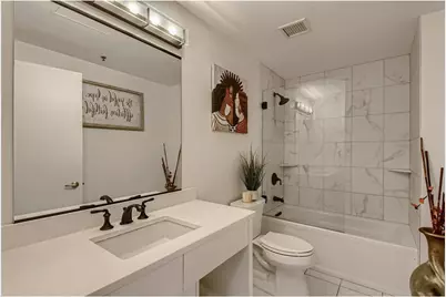 1240 S 2nd Street #1023, Minneapolis, MN 55415 - Photo 13