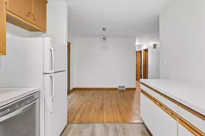 2637 5th Avenue E, North Saint Paul, MN 55109 - Photo 13