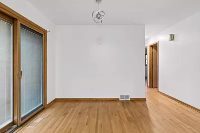 2637 5th Avenue E, North Saint Paul, MN 55109 - Photo 7