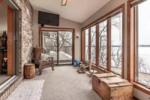 38276 N Eagle Lake Rd, Battle Lake, MN 56515 - Photo 19