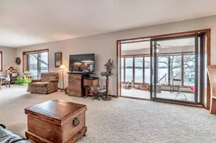 38276 N Eagle Lake Rd, Battle Lake, MN 56515 - Photo 17