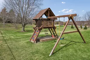 2378 Manuela Dr, Chaska, MN 55318 - Photo 57