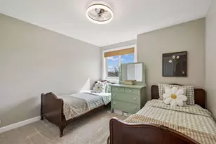 2378 Manuela Dr, Chaska, MN 55318 - Photo 35