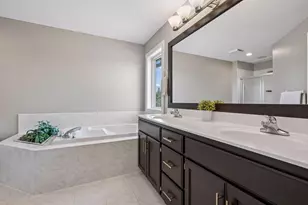 2378 Manuela Dr, Chaska, MN 55318 - Photo 29