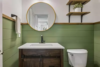 2378 Manuela Drive, Chaska, MN 55318 - Photo 25