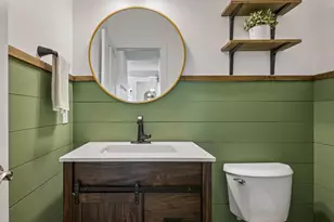 2378 Manuela Dr, Chaska, MN 55318 - Photo 25