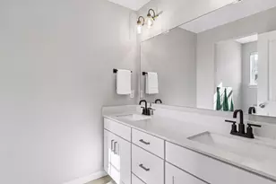 1038 Siesta Dr, Woodbury, MN 55129 - Photo 31